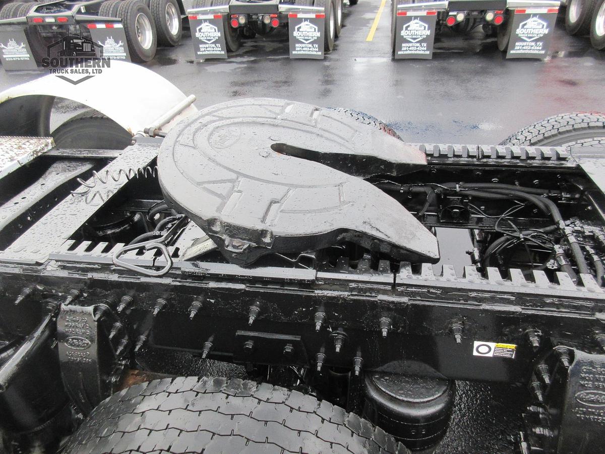 Used 2019 PETERBILT 567