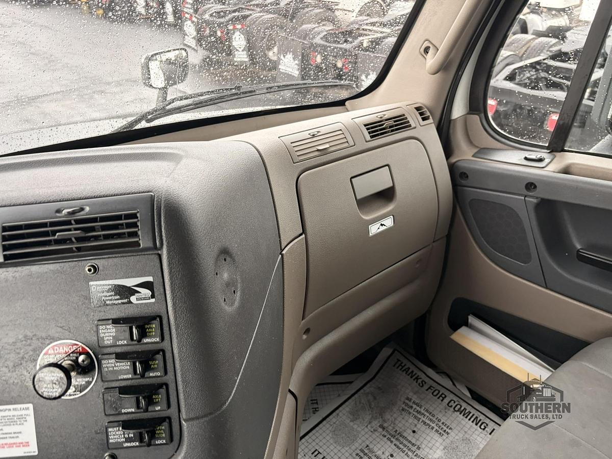 Used 2020 FREIGHTLINER CASCADIA 125