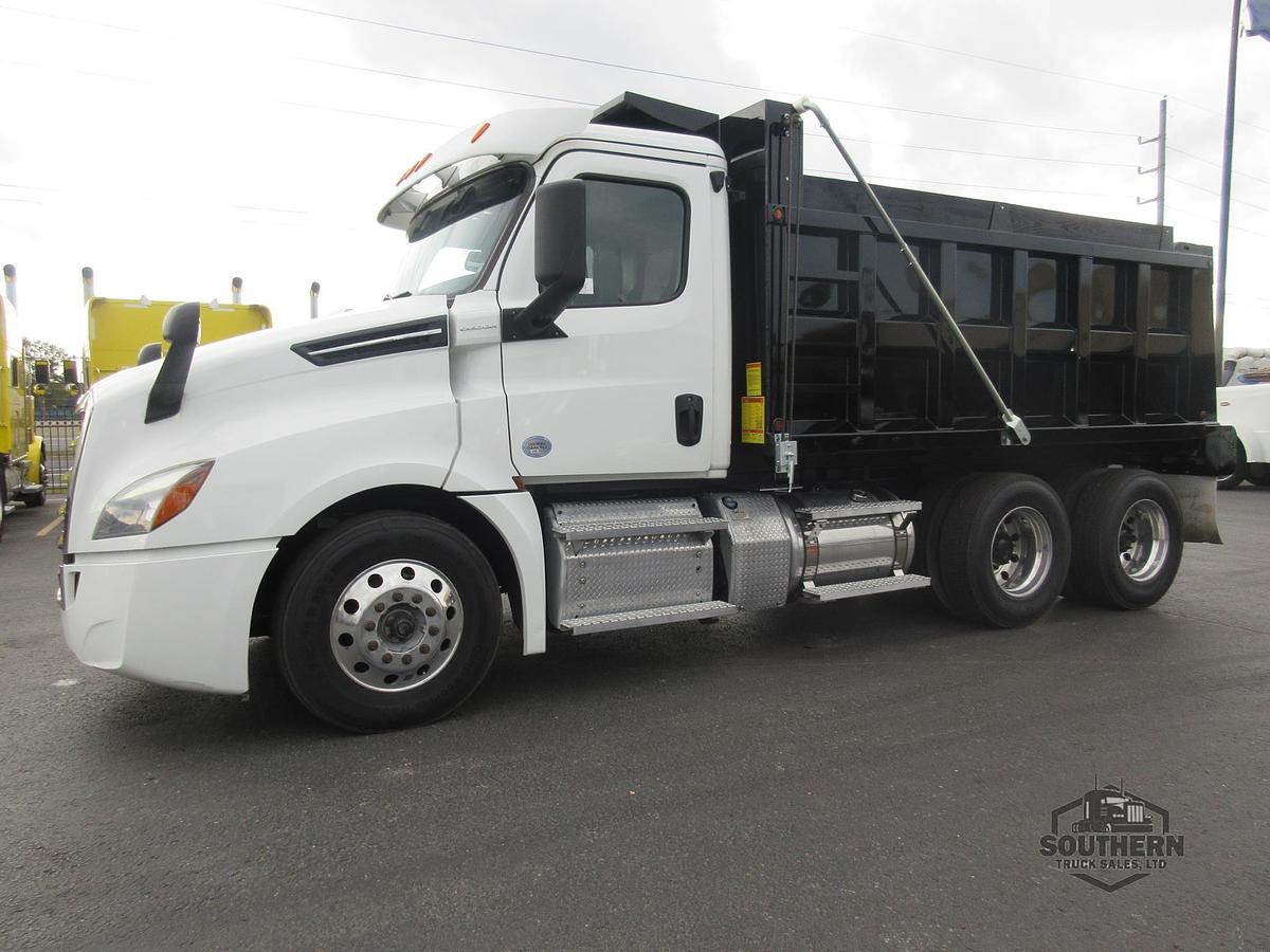 Used 2020 FREIGHTLINER CASCADIA 126