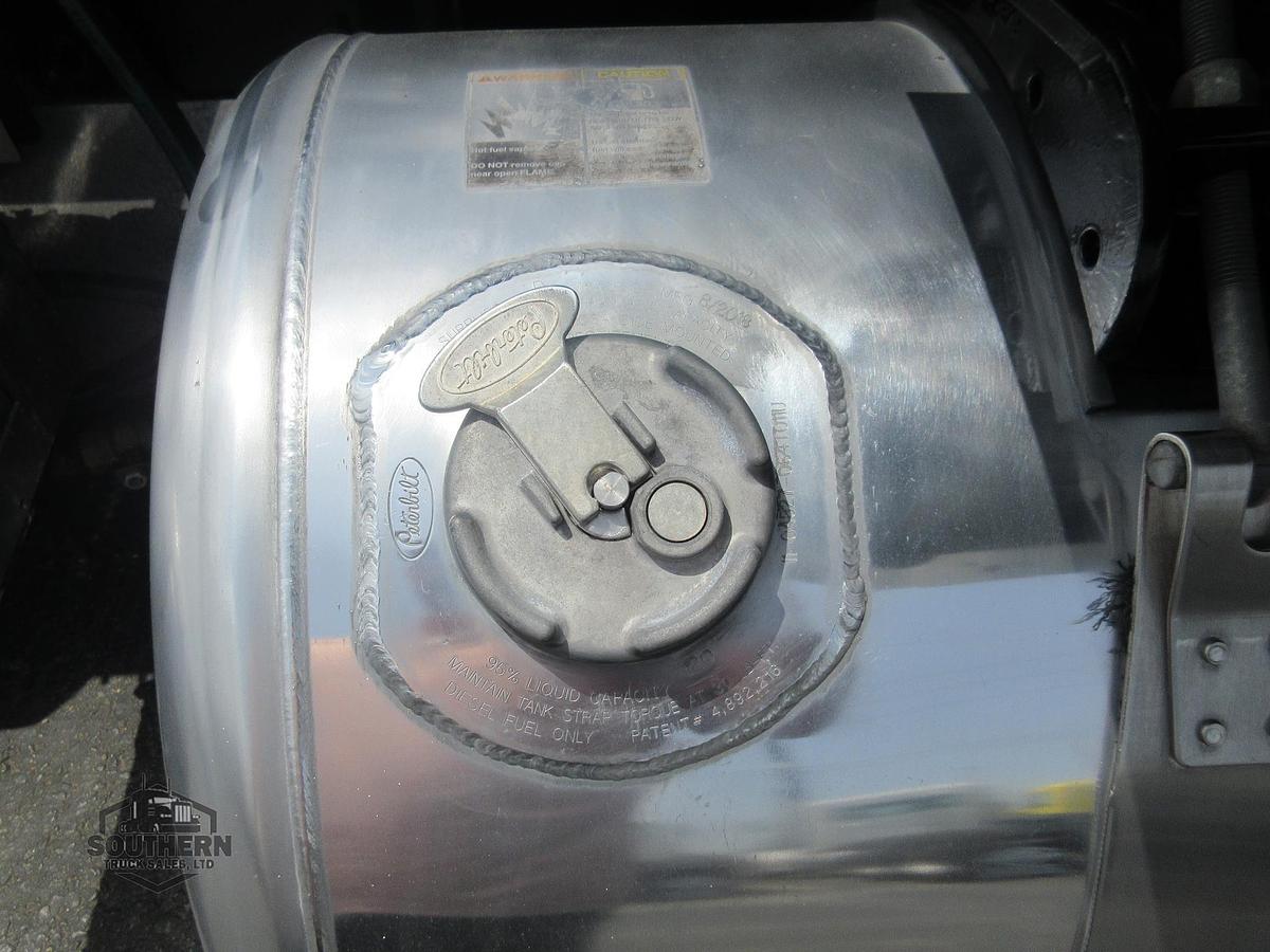 Used 2019 PETERBILT 389