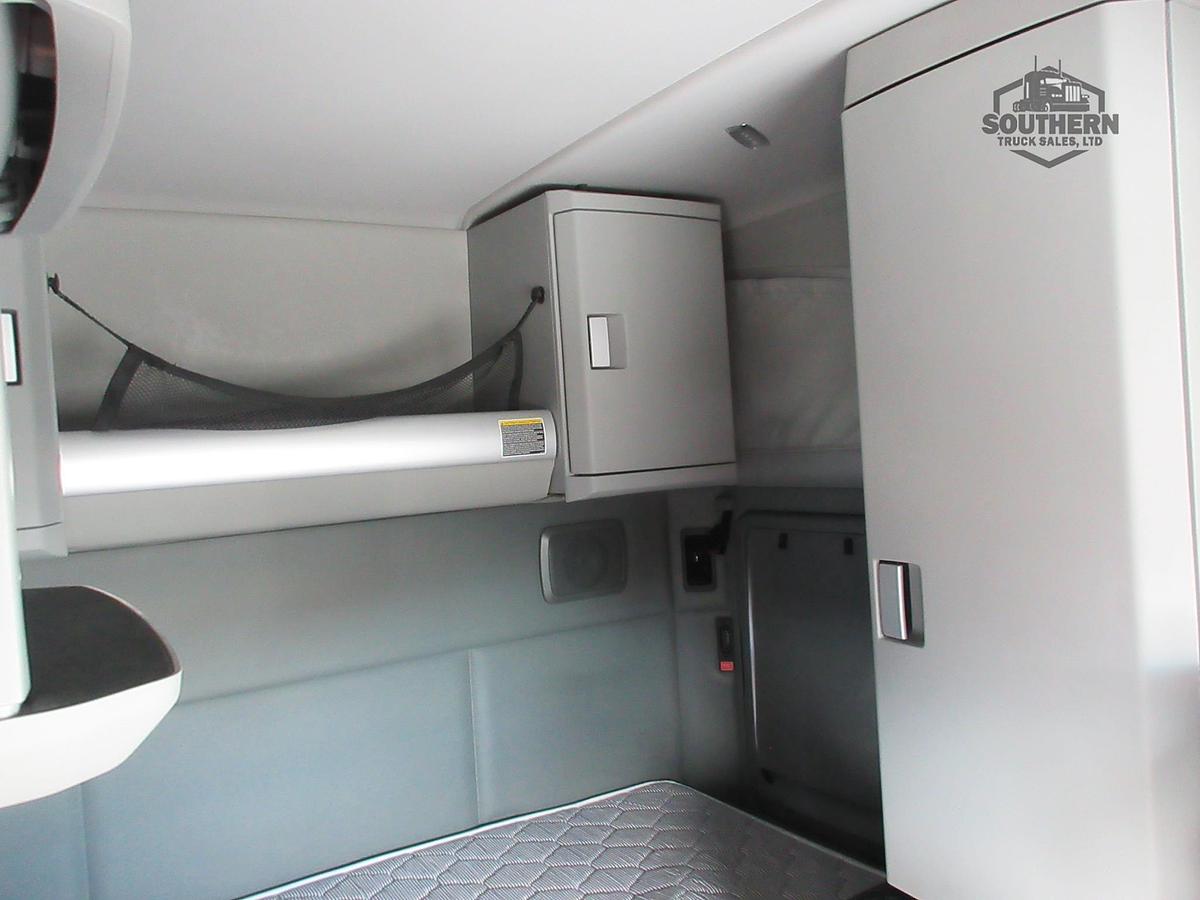 Used 2019 KENWORTH T880