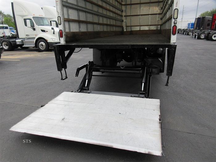 Used 2017 FREIGHTLINER BUSINESS CLASS M2 106