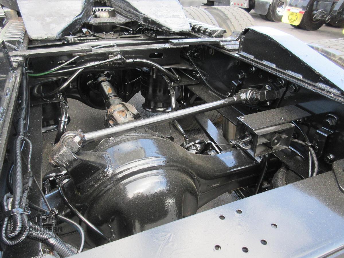 Used 2019 FREIGHTLINER CASCADIA 125