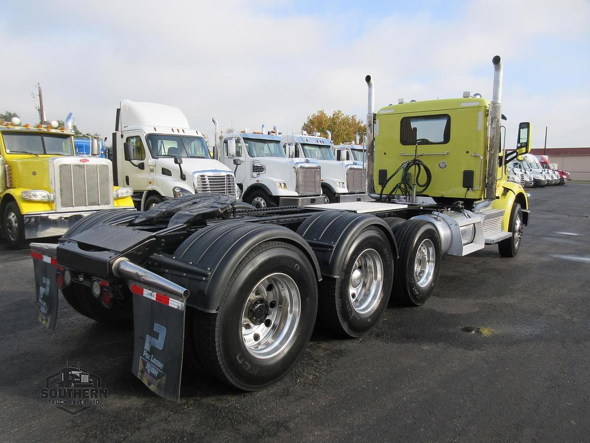 Used 2020 PETERBILT 567