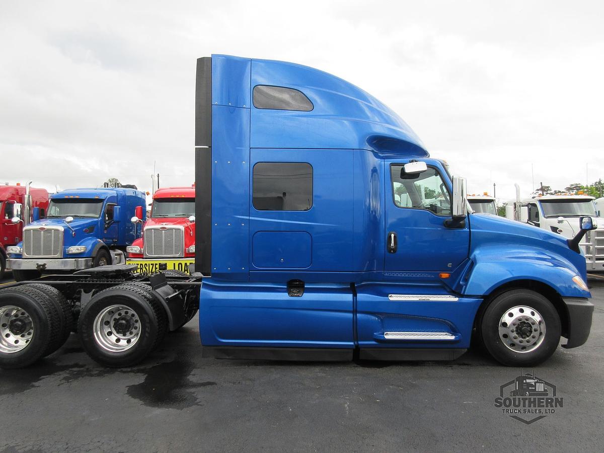 Used 2021 INTERNATIONAL LT