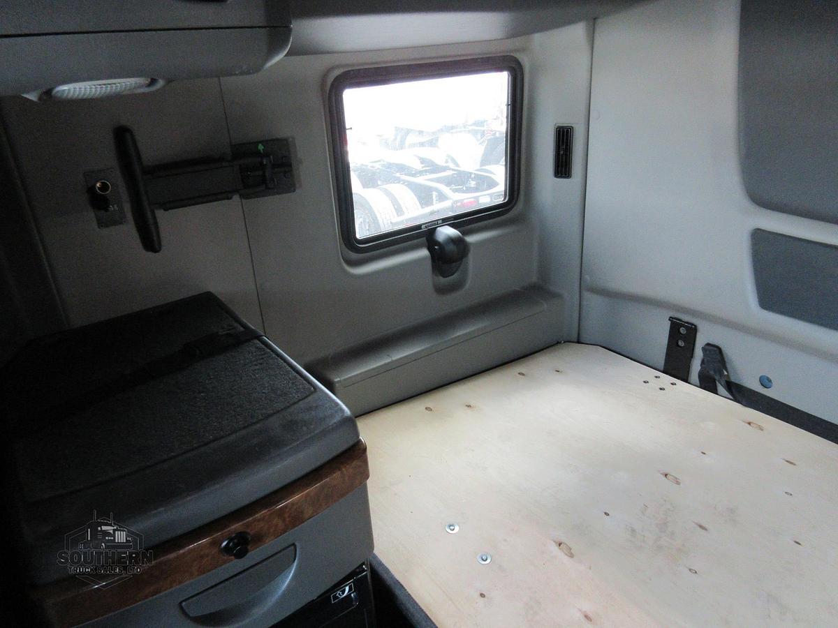Used 2021 INTERNATIONAL LT