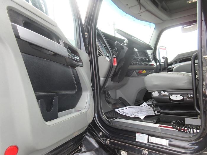 Used 2021 KENWORTH T880