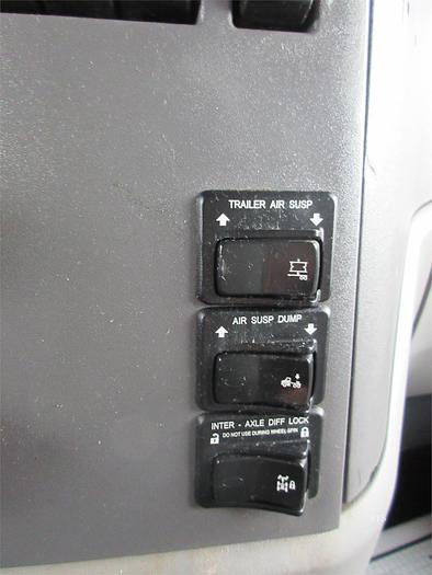 Used 2017 PETERBILT 579