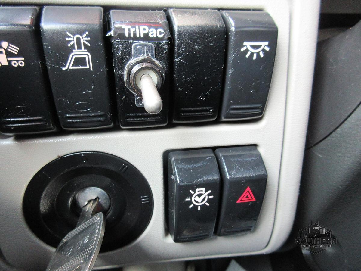 Used 2021 PETERBILT 567