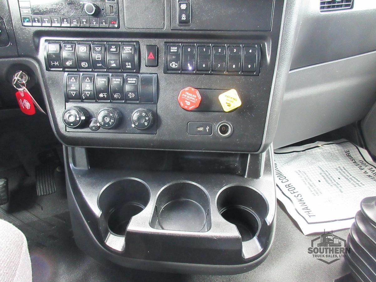 Used 2021 INTERNATIONAL LT