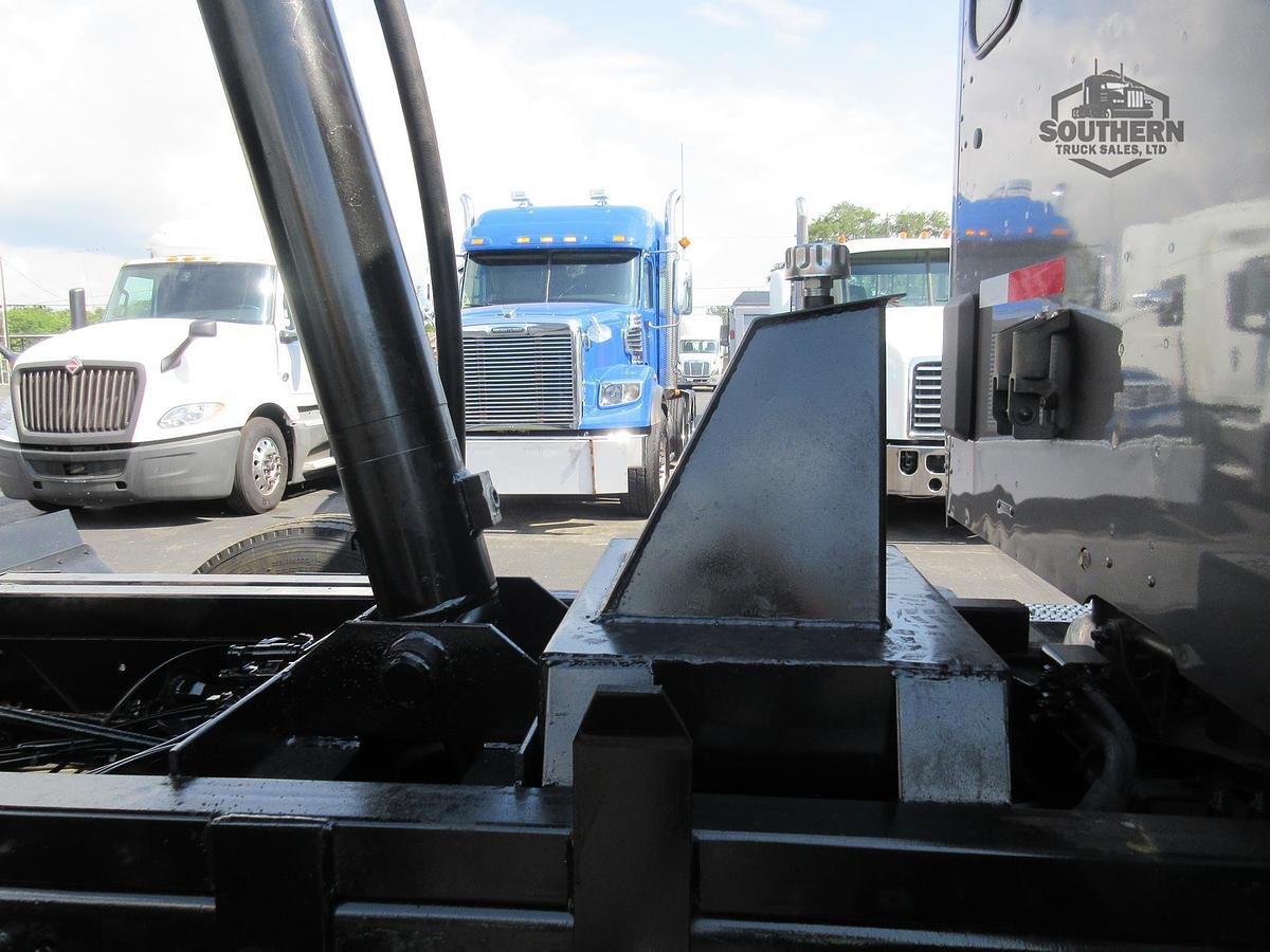 Used 2019 PETERBILT 567