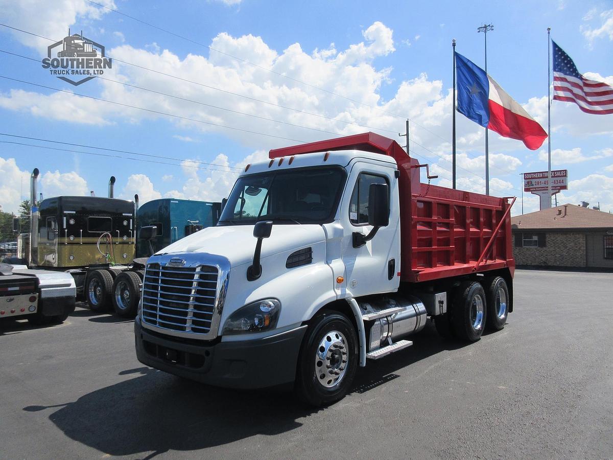 Used 2019 FREIGHTLINER CASCADIA 113