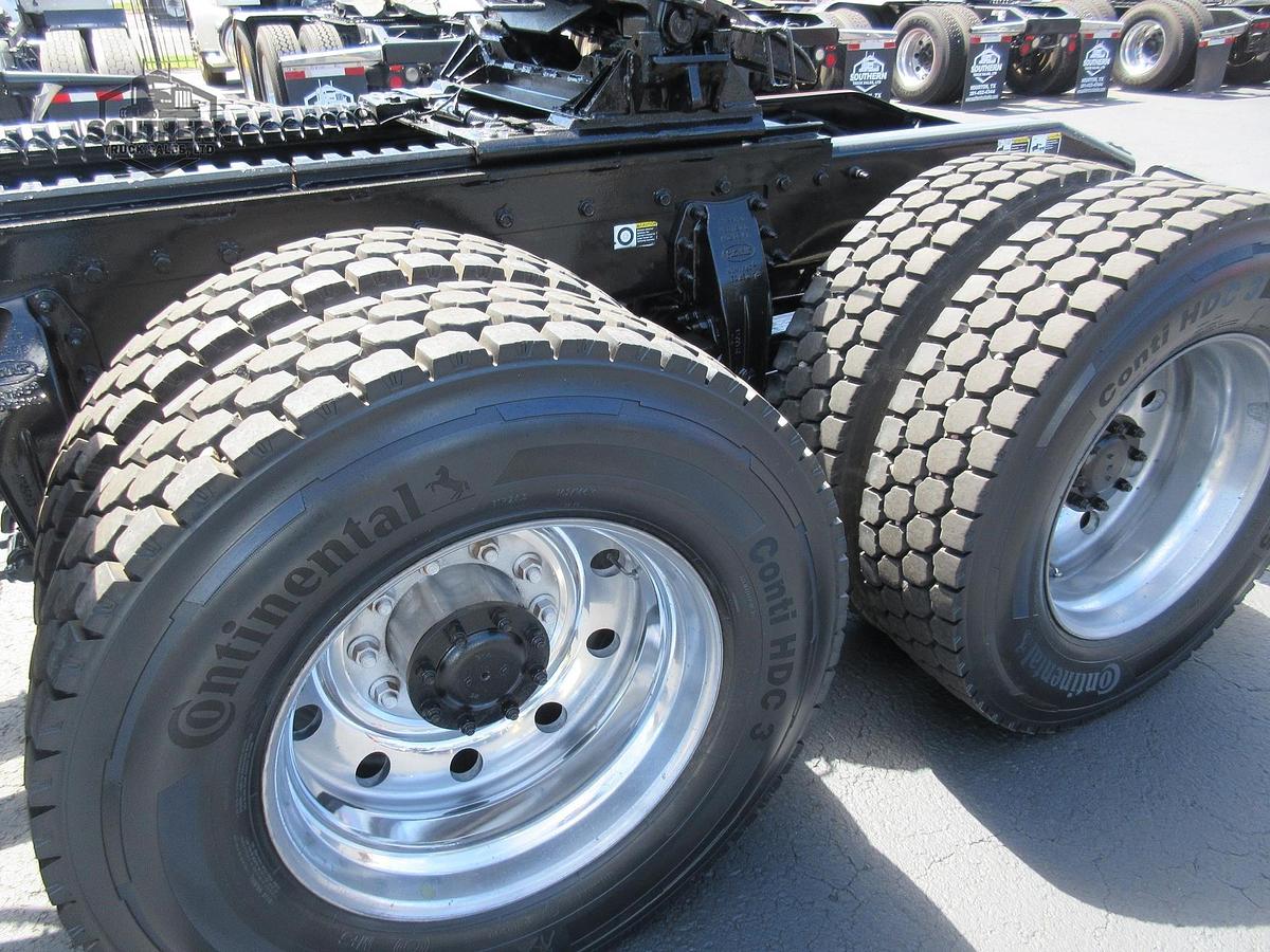 Used 2023 PETERBILT 567