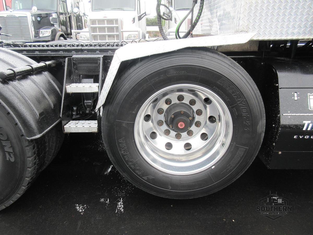 Used 2021 FREIGHTLINER CORONADO 122 SD