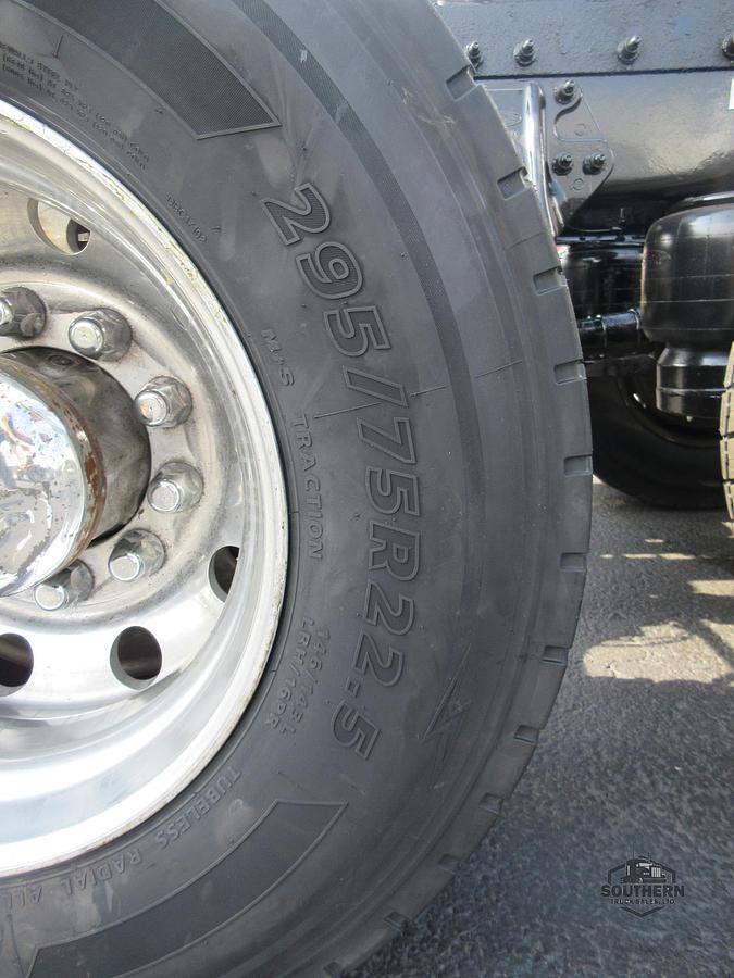 Used 2019 PETERBILT 389