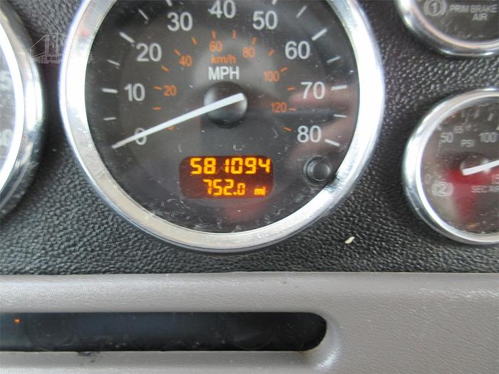 Used 2015 PETERBILT 365