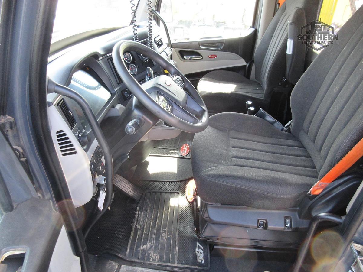 Used 2025 PETERBILT 567