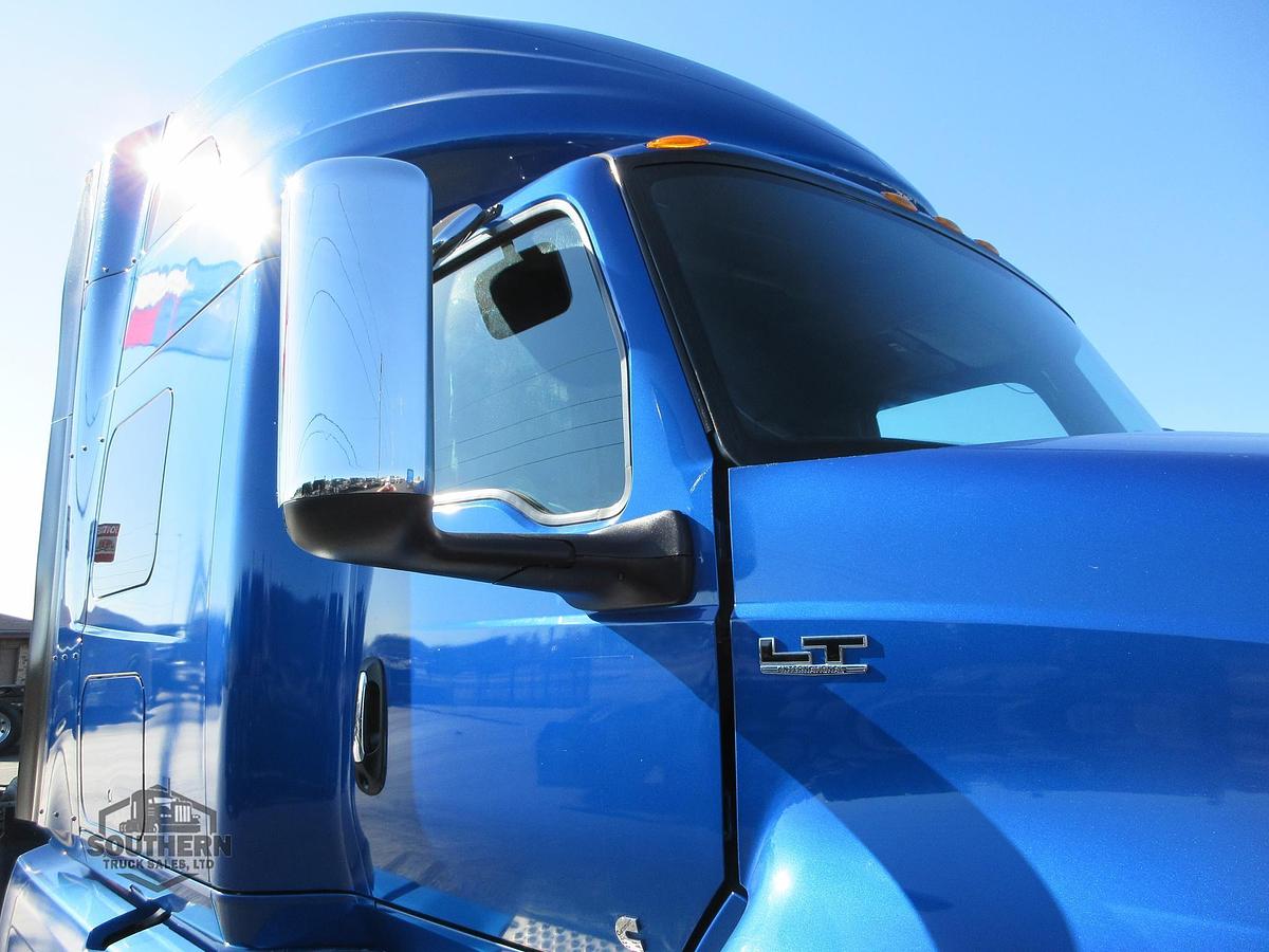 Used 2021 INTERNATIONAL LT