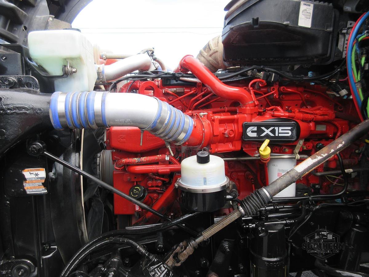 Used 2021 KENWORTH T880