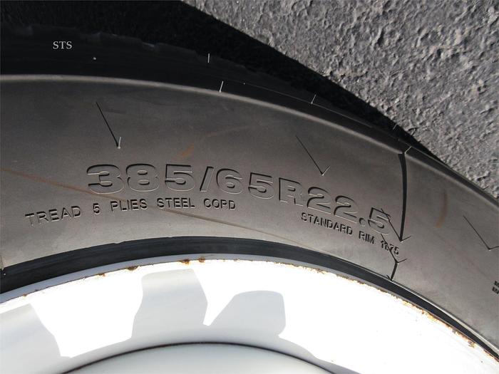 Used 2012 MACK GRANITE GU713