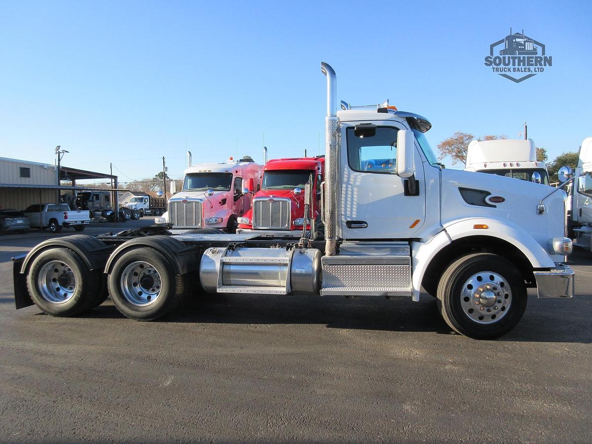 Used 2020 PETERBILT 567