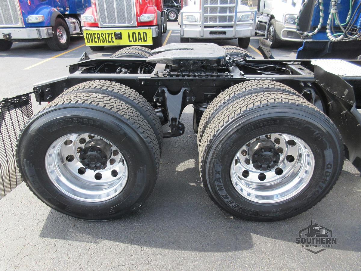 Used 2021 INTERNATIONAL LT