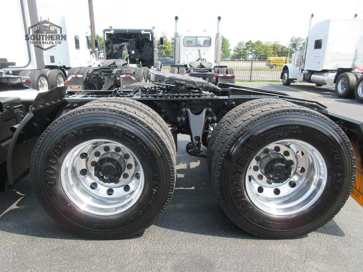 Used 2021 INTERNATIONAL LT