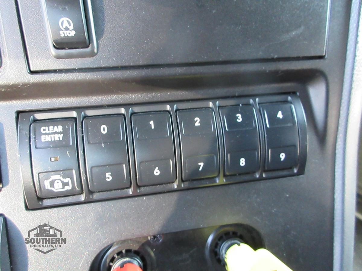 Used 2021 INTERNATIONAL LT