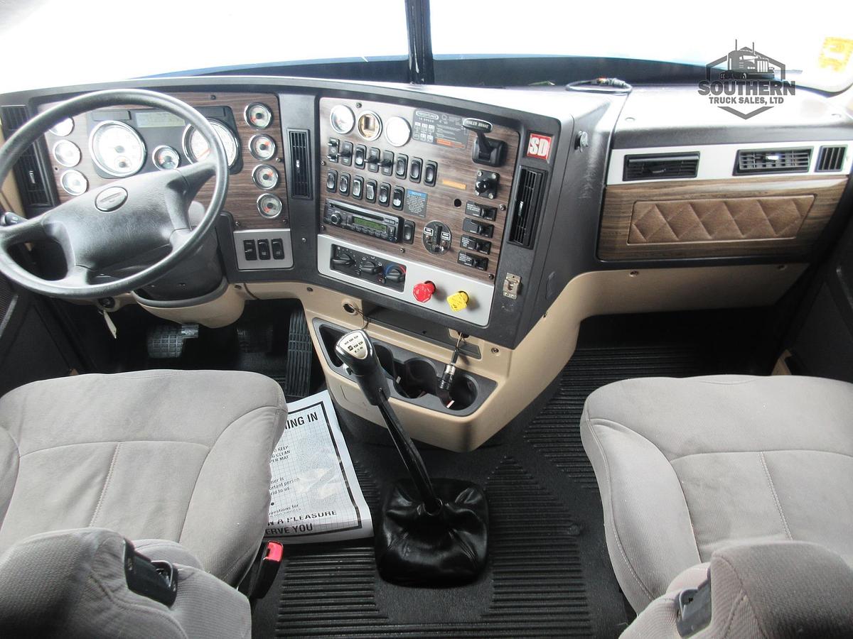 Used 2015 FREIGHTLINER CORONADO 122 SD