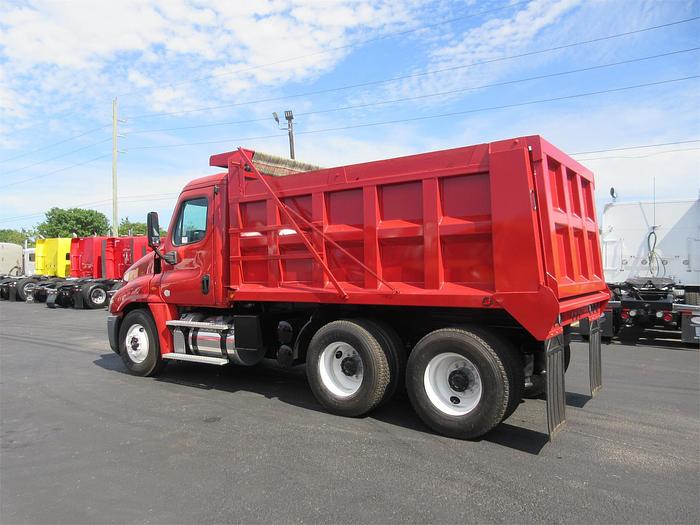 Used 2017 FREIGHTLINER CASCADIA 125