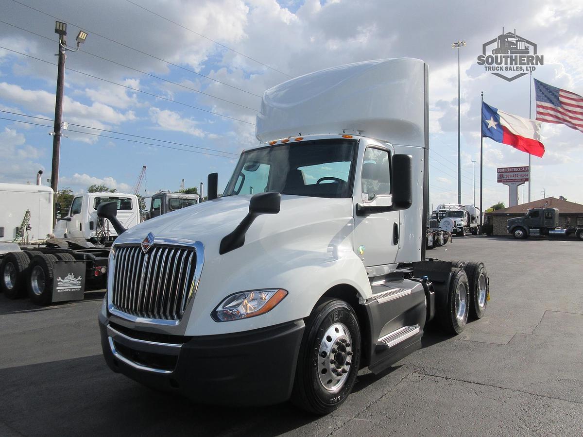 Used 2021 INTERNATIONAL LT