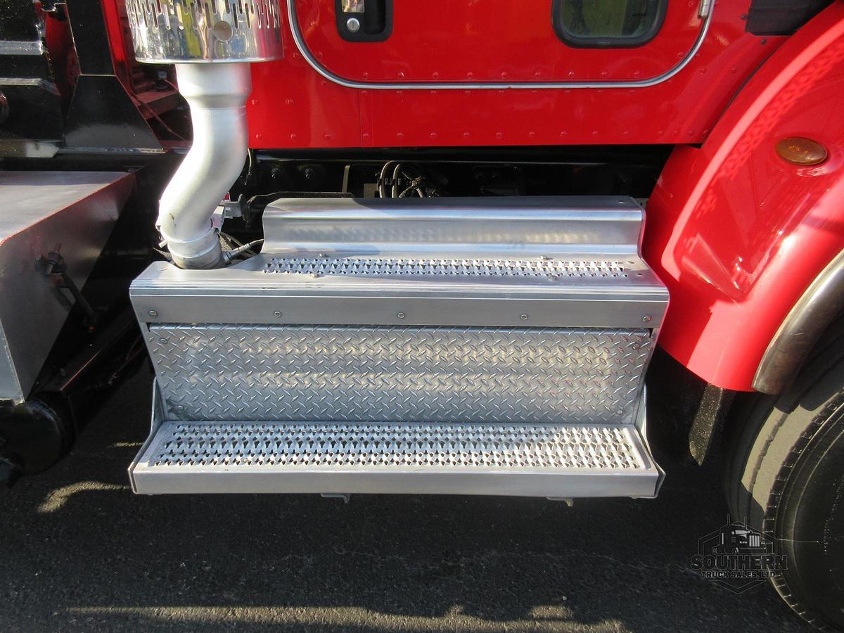 Used 2019 PETERBILT 348