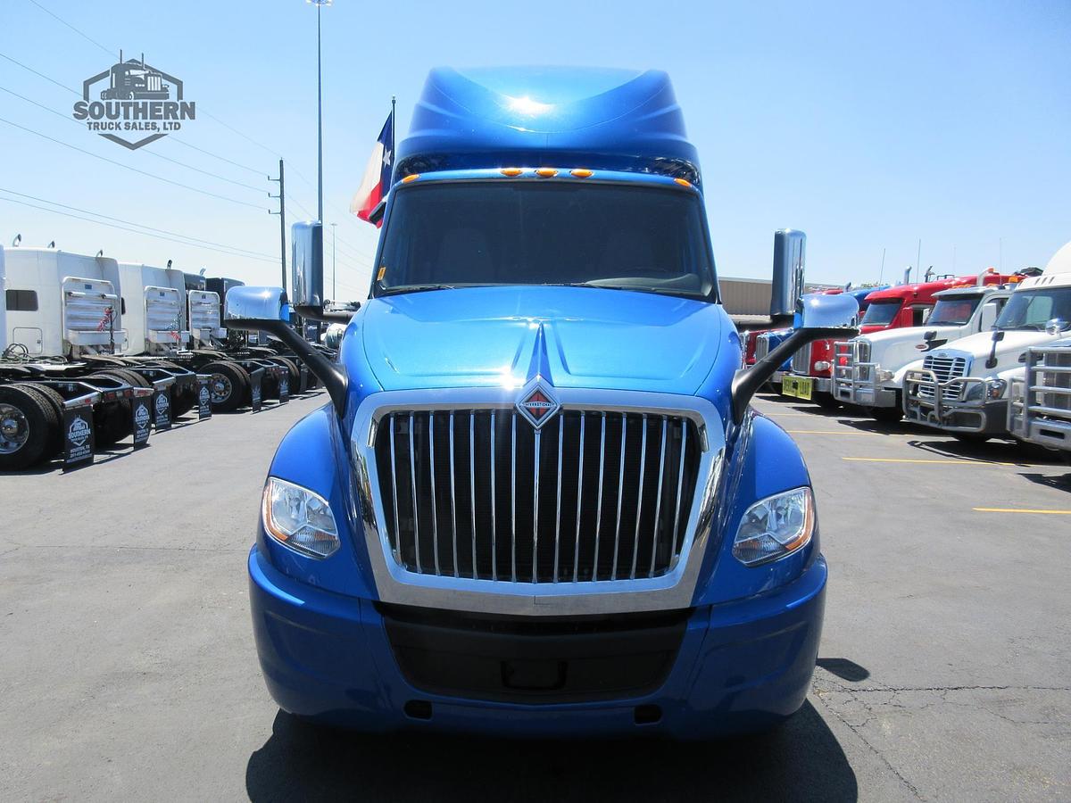 Used 2021 INTERNATIONAL LT
