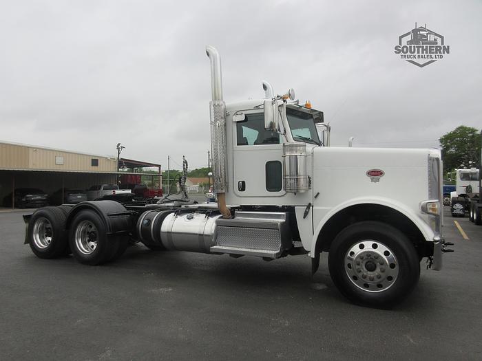 Used 2019 PETERBILT 389