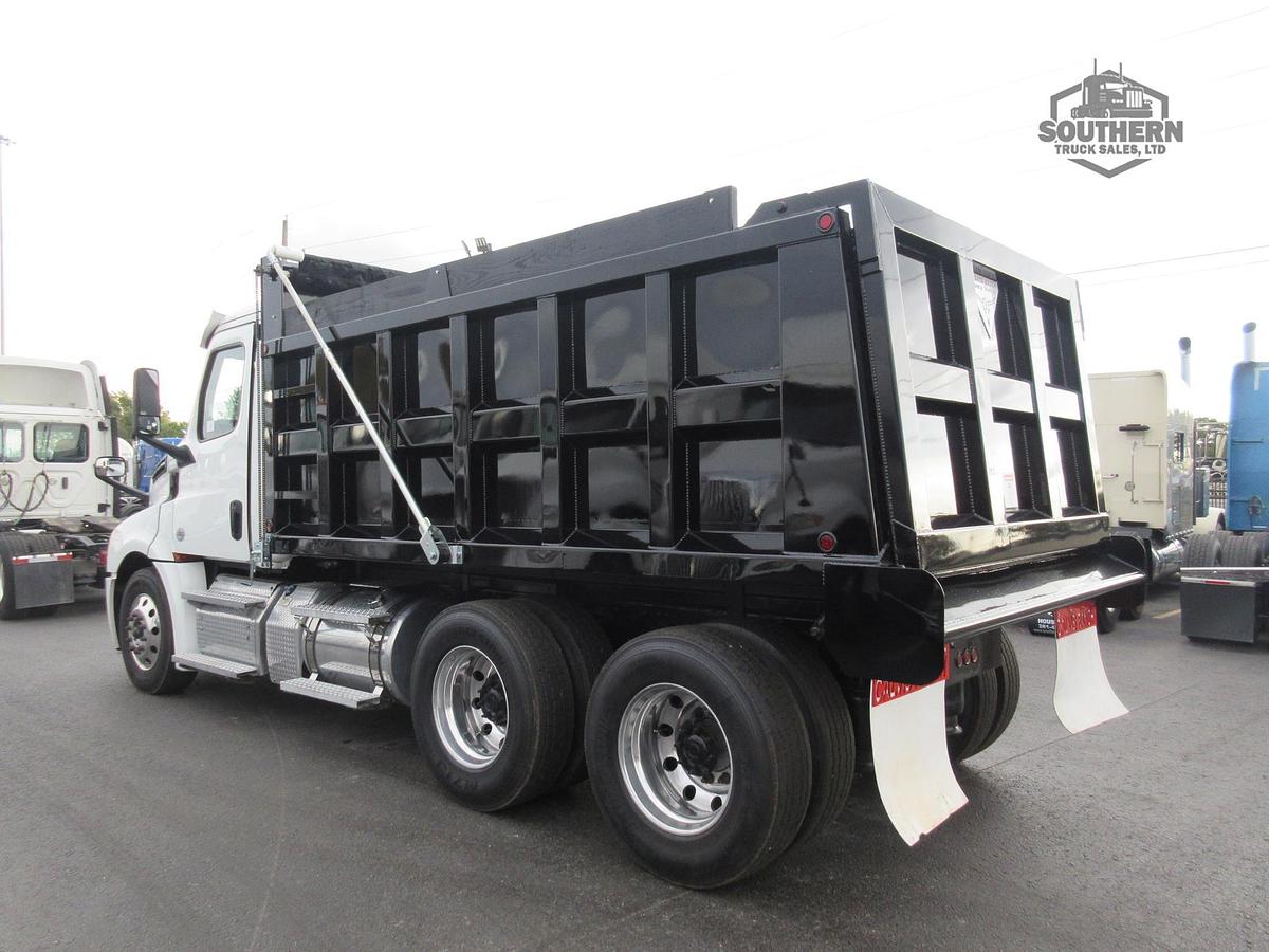 Used 2020 FREIGHTLINER CASCADIA 126