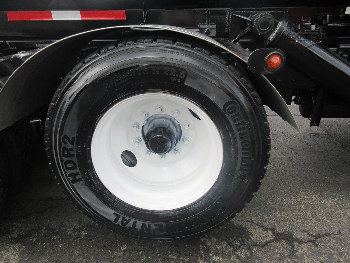 Used 2016 FREIGHTLINER CORONADO 122 SD