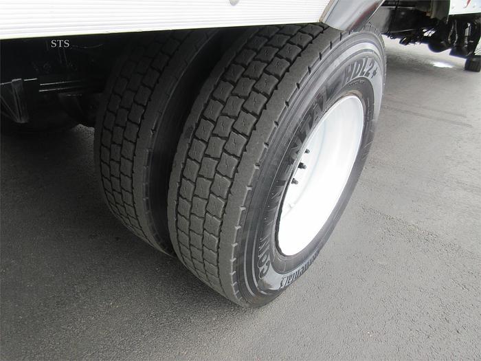 Used 2016 FREIGHTLINER BUSINESS CLASS M2 106