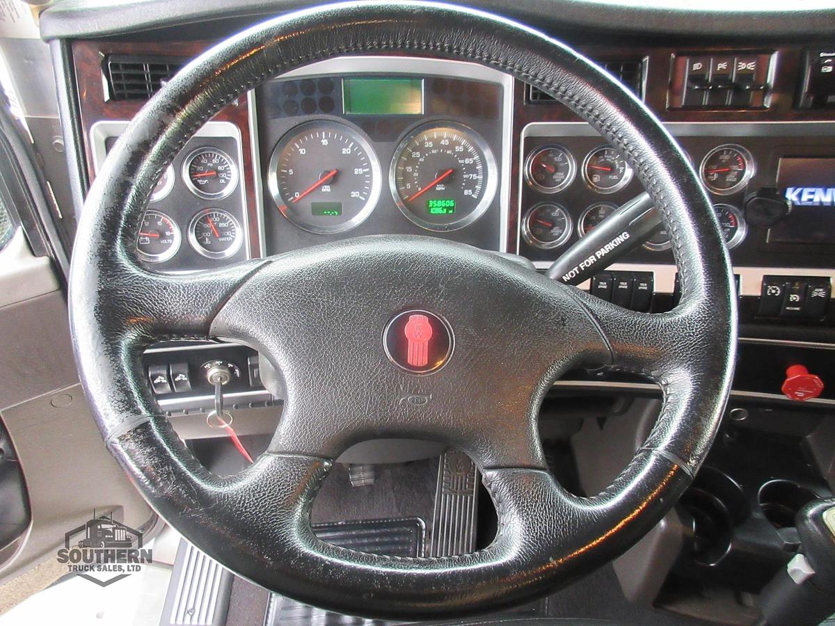 Used 2019 KENWORTH W900L