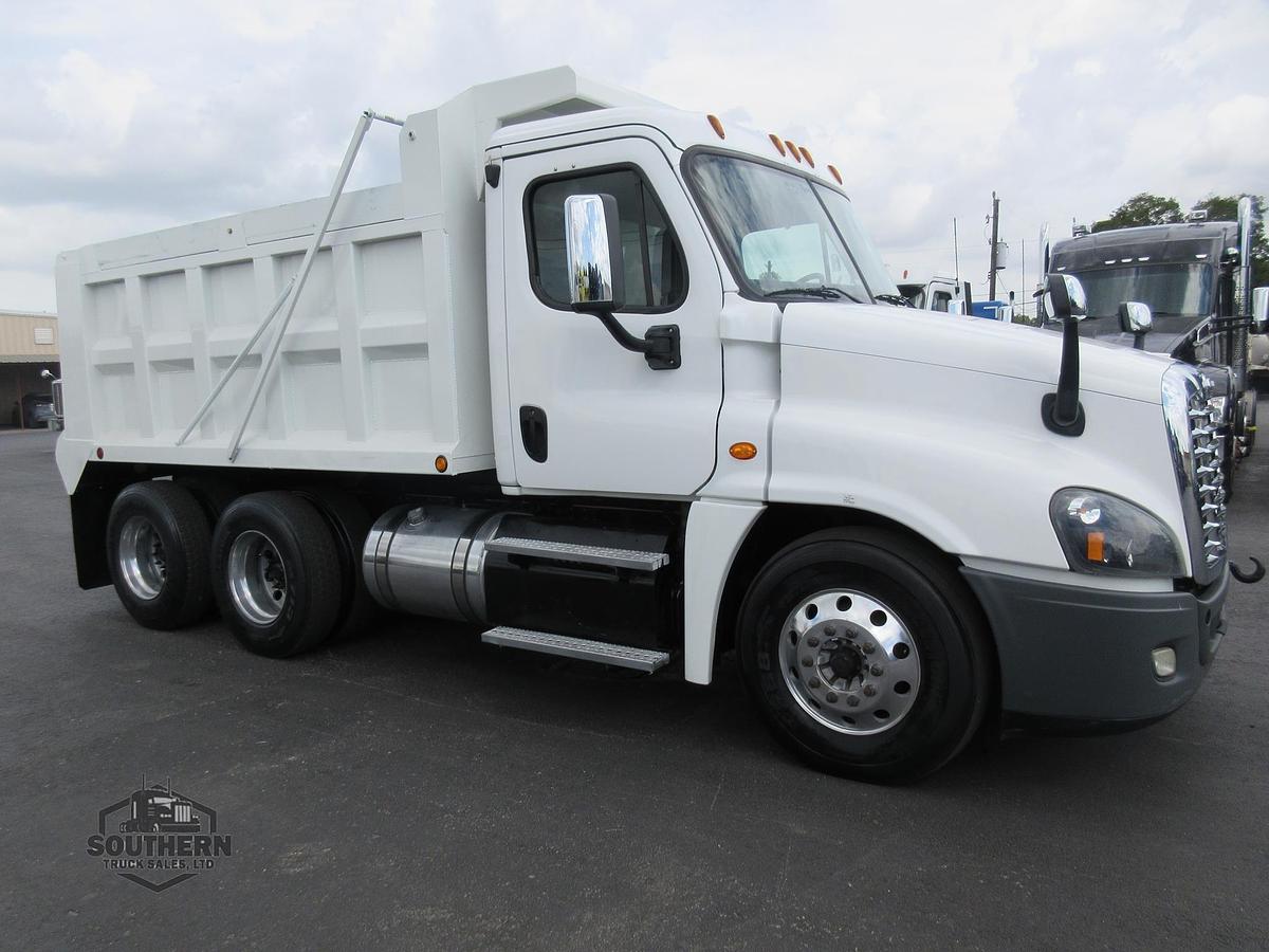 Used 2019 FREIGHTLINER CASCADIA 125