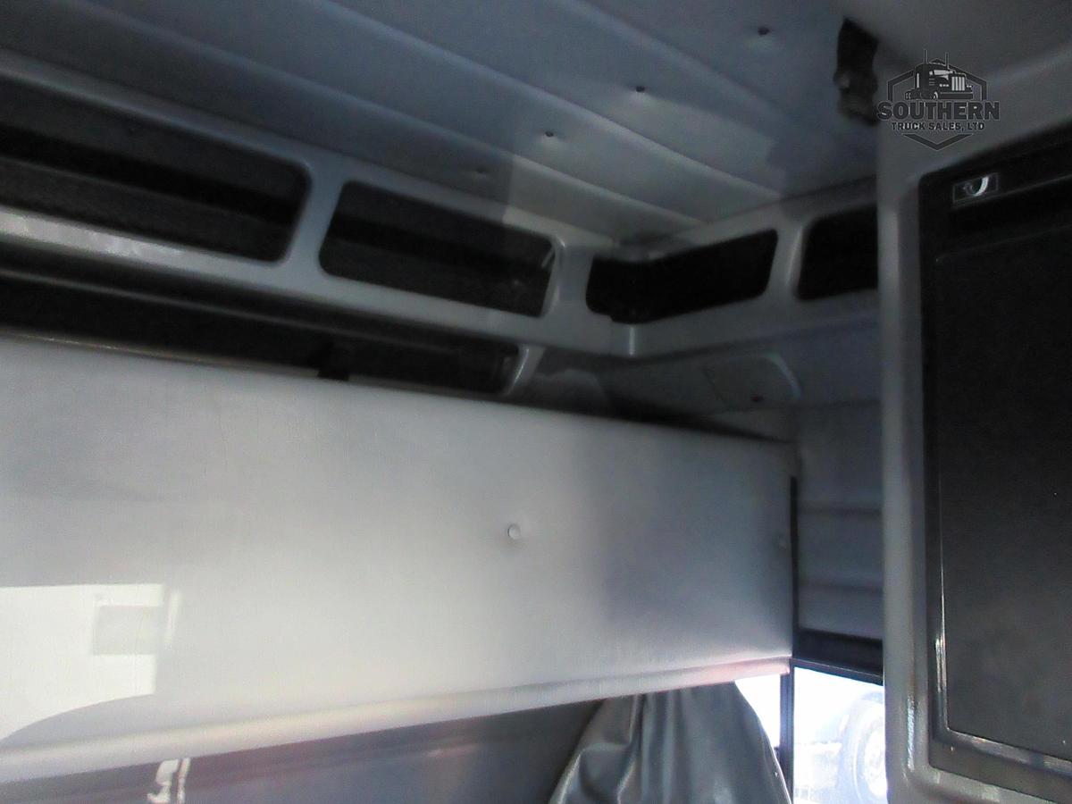 Used 2020 PETERBILT 389