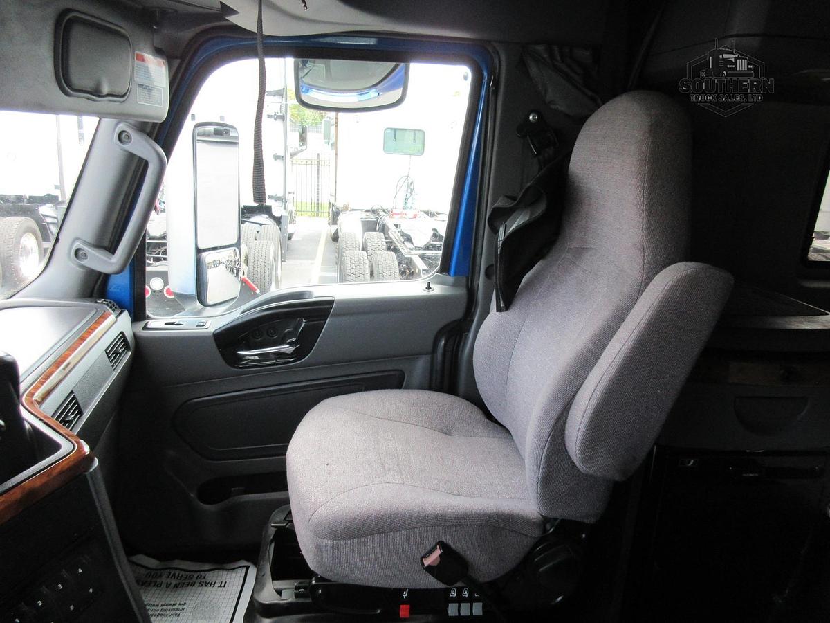 Used 2021 INTERNATIONAL LT