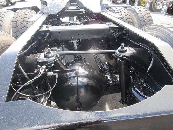 Used 2014 PETERBILT 365