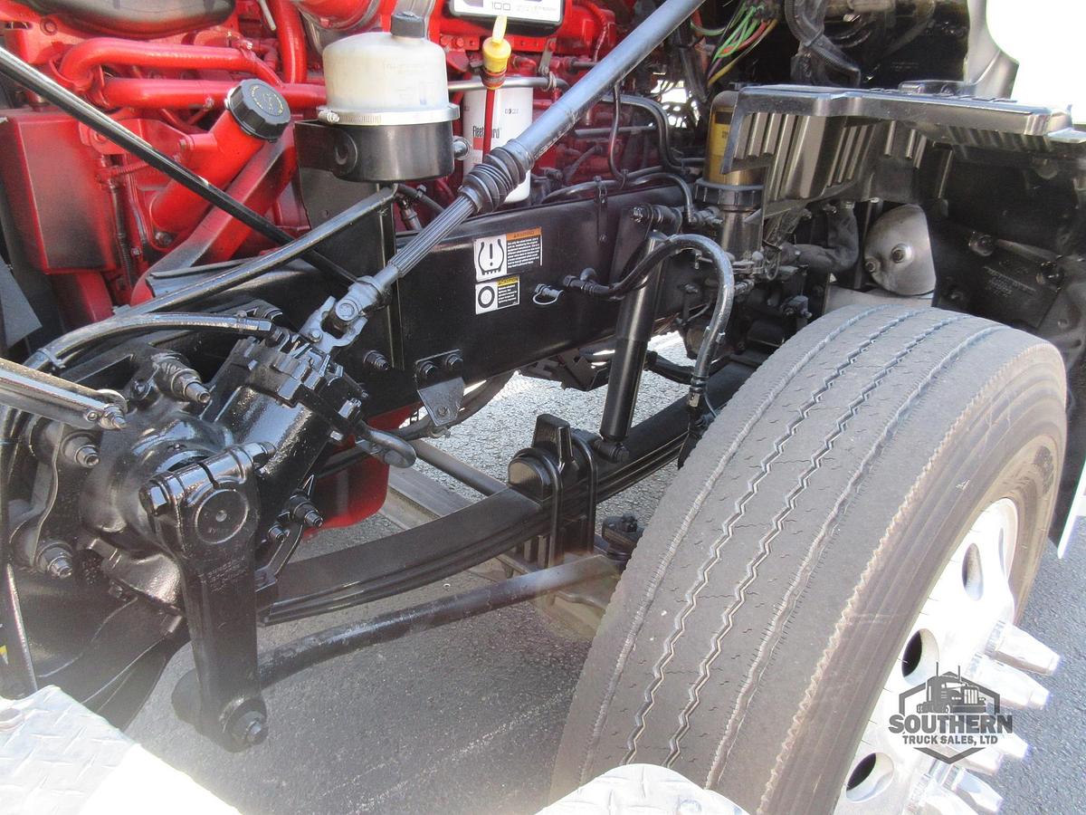 Used 2020 PETERBILT 567