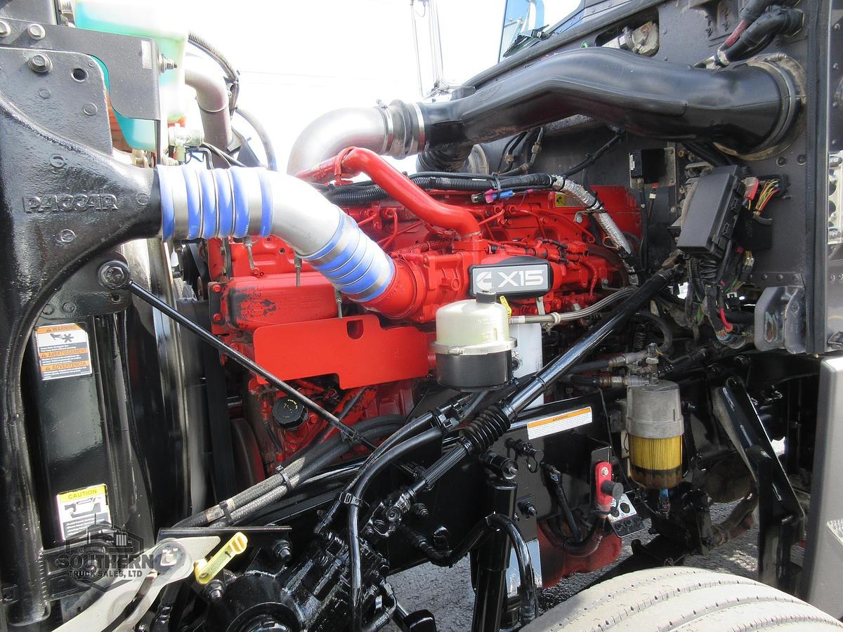 Used 2022 PETERBILT 389