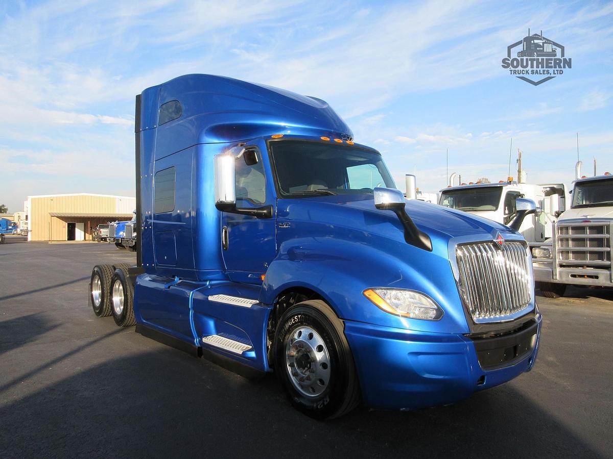 Used 2021 INTERNATIONAL LT