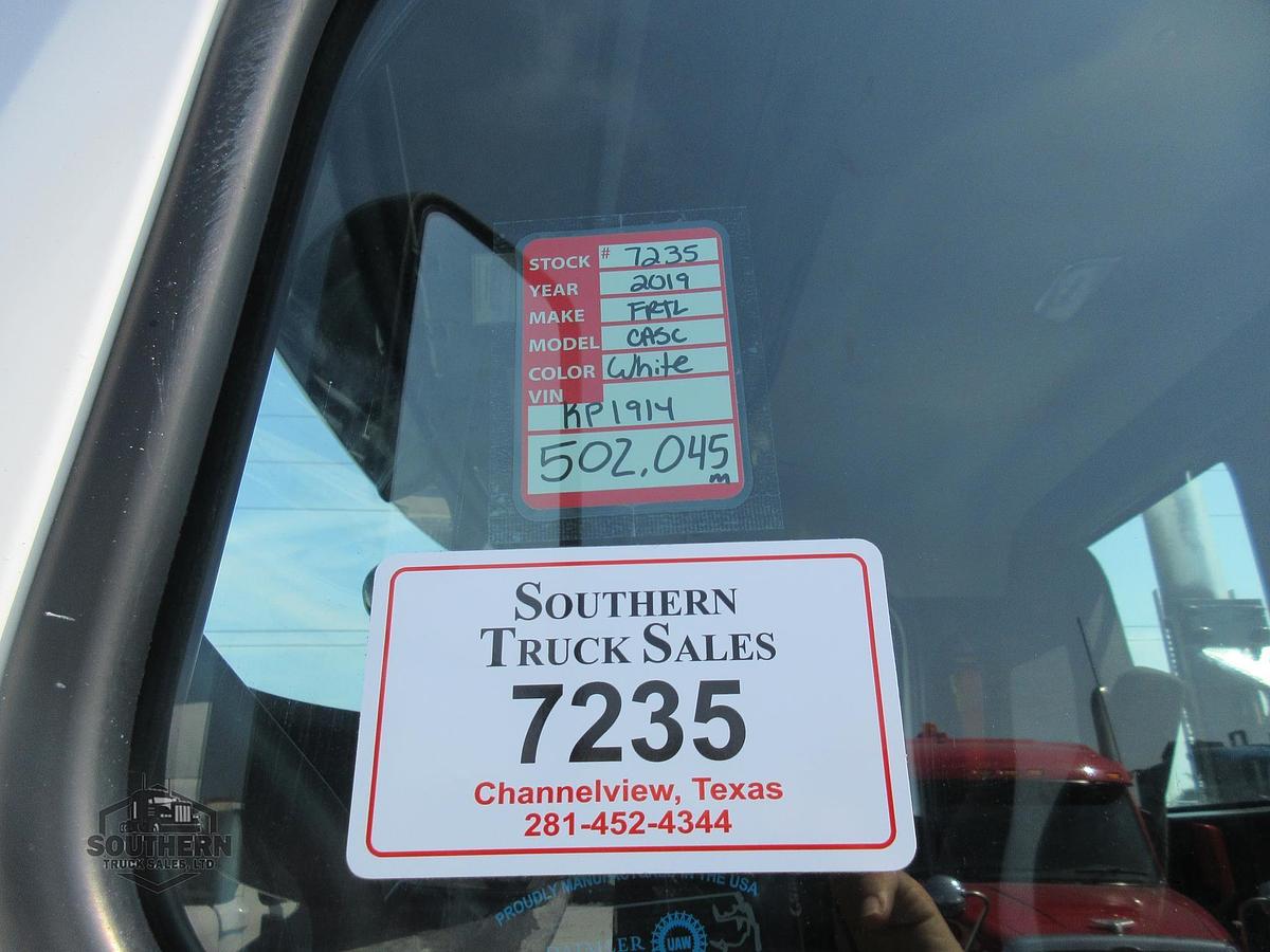 Used 2019 FREIGHTLINER CASCADIA 126