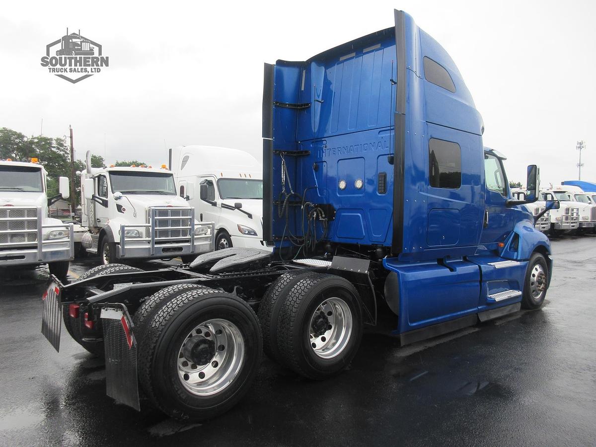 Used 2021 INTERNATIONAL LT