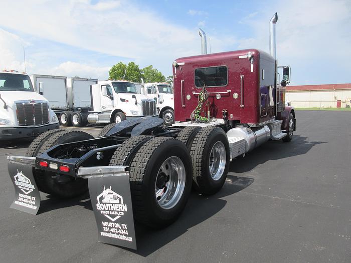 Used 2019 PETERBILT 389