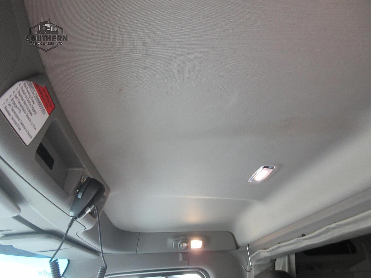 Used 2019 PETERBILT 567