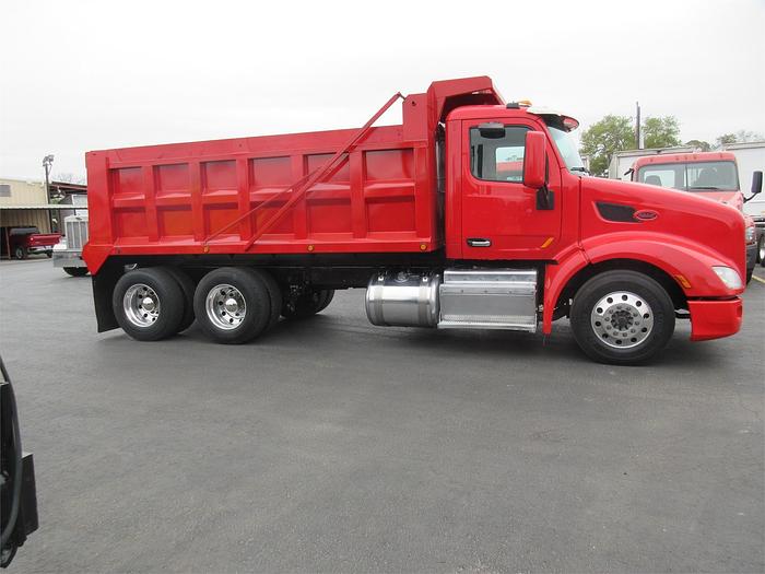 Used 2017 PETERBILT 579